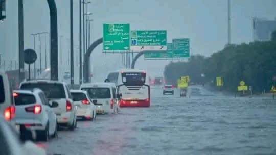 Inondations à Dubaï et dans le Golfe : Pluies Torrentielles Perturbent la Région